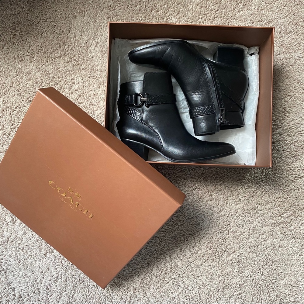 Black Paulina Coach Bootie great condition size 6.5